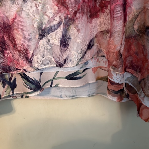 Roz & Ali Lace Overlay Top Size 1X NWOT - Picture 2 of 15